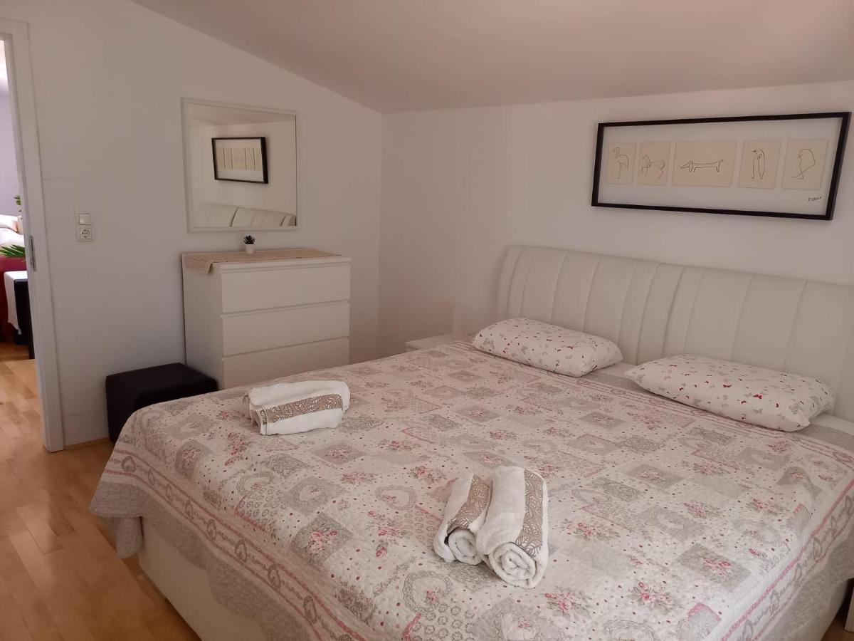 Apartman Marina Sa Parkingom Jelsa  Εξωτερικό φωτογραφία