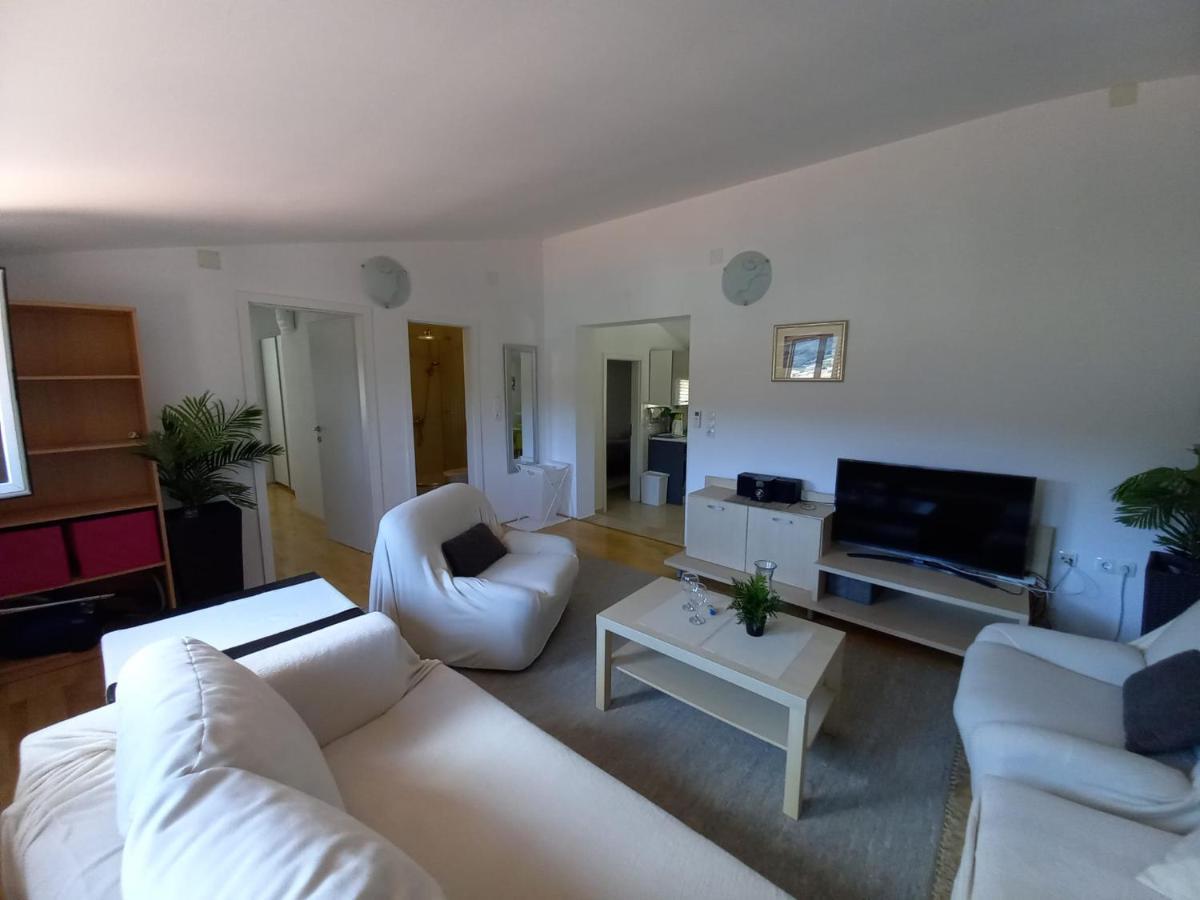 Apartman Marina Sa Parkingom Jelsa  Εξωτερικό φωτογραφία