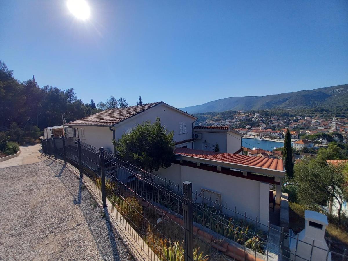 Apartman Marina Sa Parkingom Jelsa  Εξωτερικό φωτογραφία